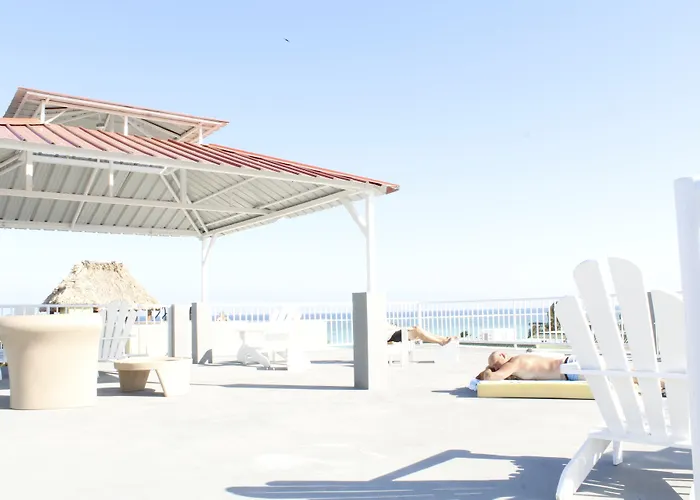Laguna Hotel